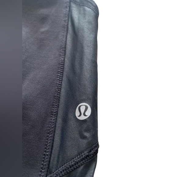 Lululemon Rare Black/Lime Green Capri Pant - Picture 3 of 4